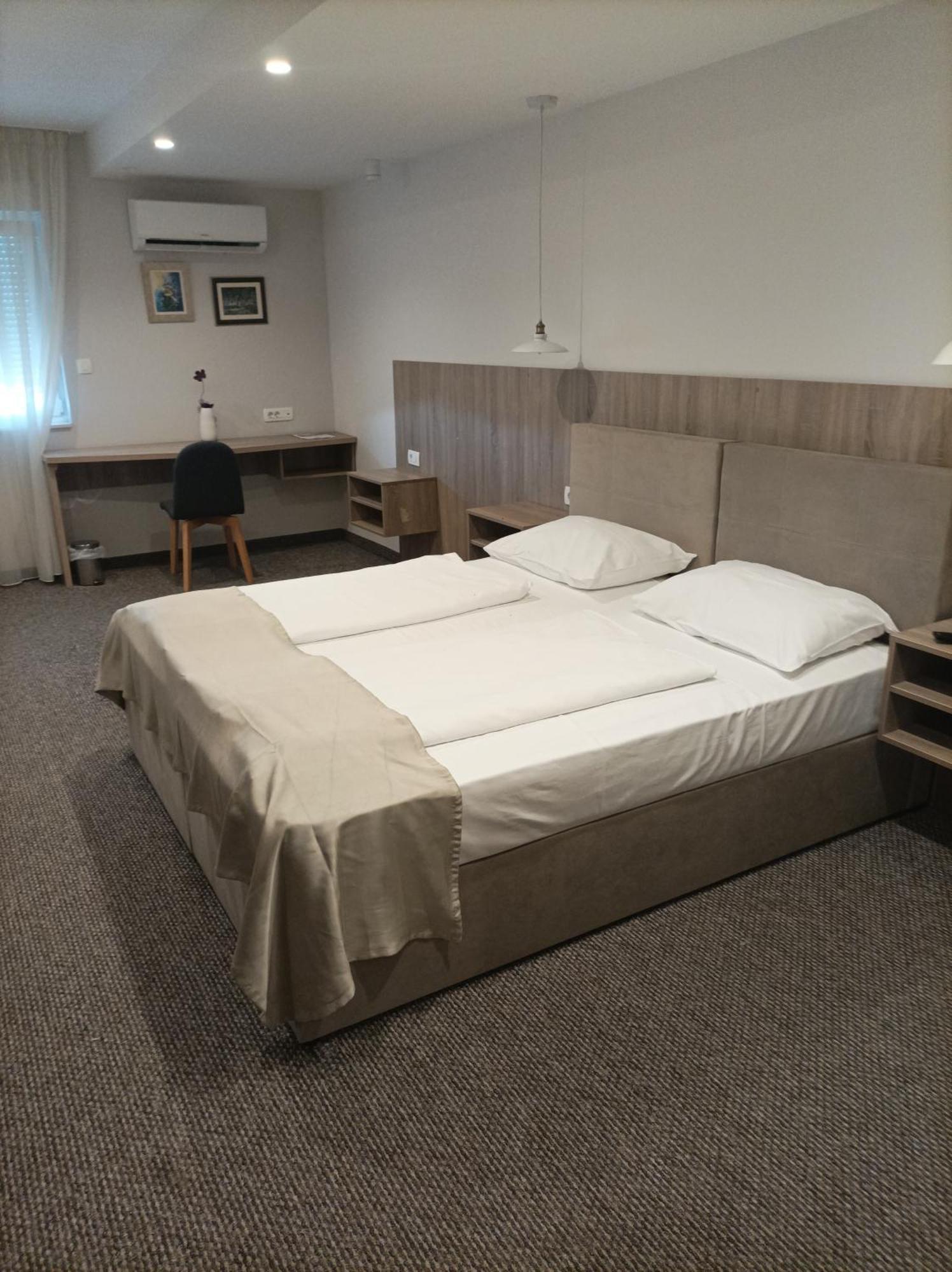 Hotel Storia Capljina Ngoại thất bức ảnh