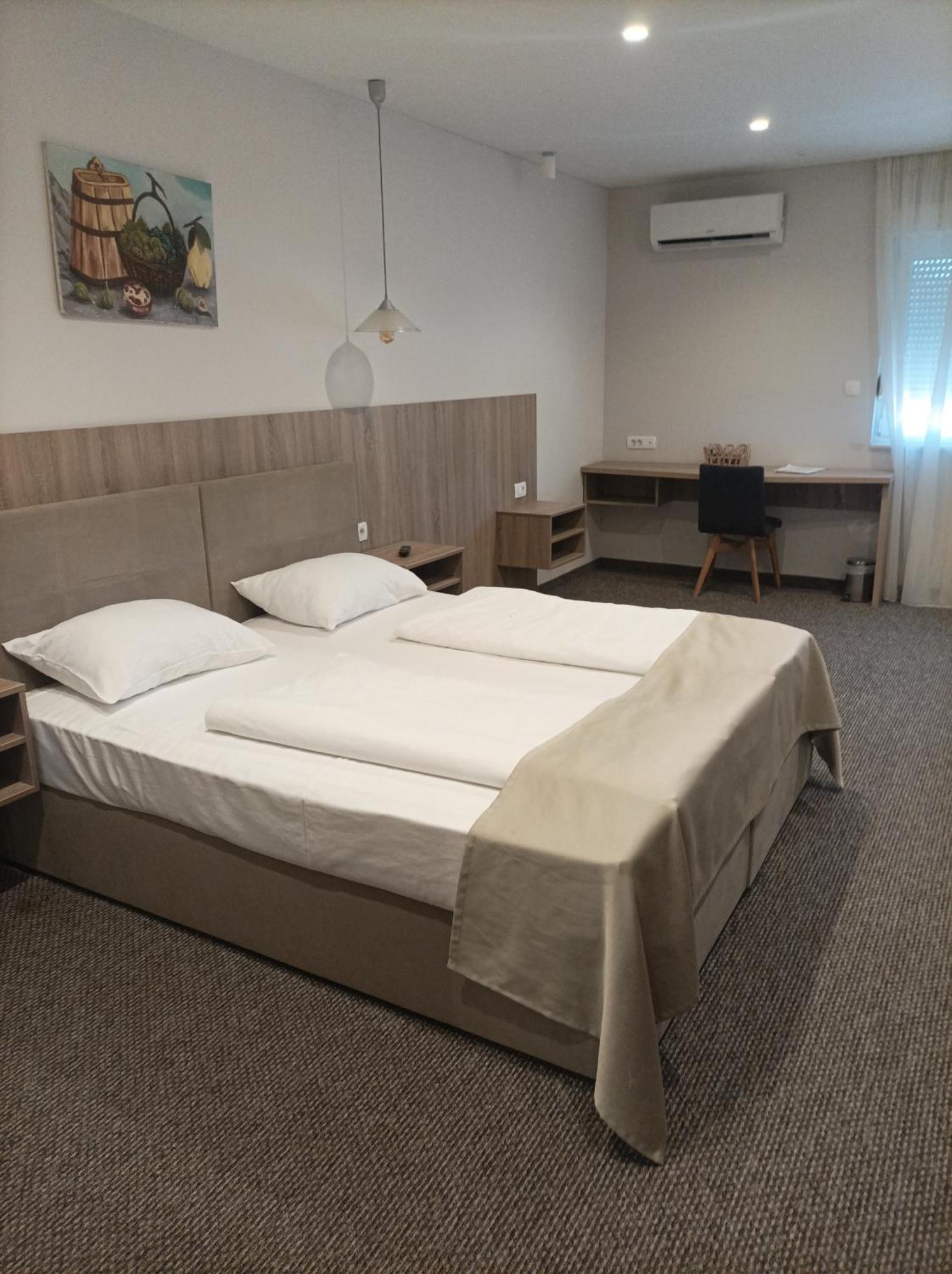 Hotel Storia Capljina Ngoại thất bức ảnh