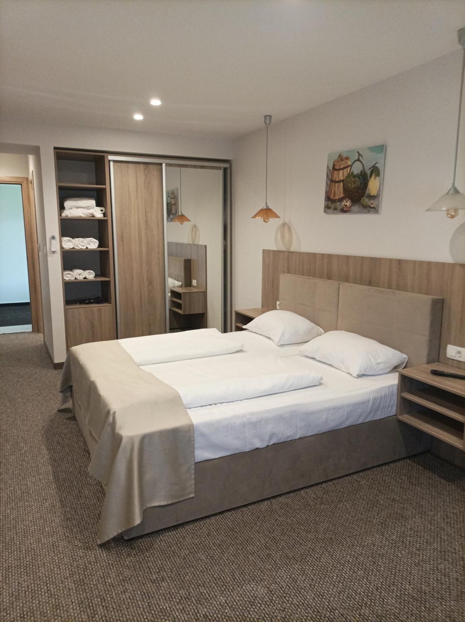 Hotel Storia Capljina Ngoại thất bức ảnh